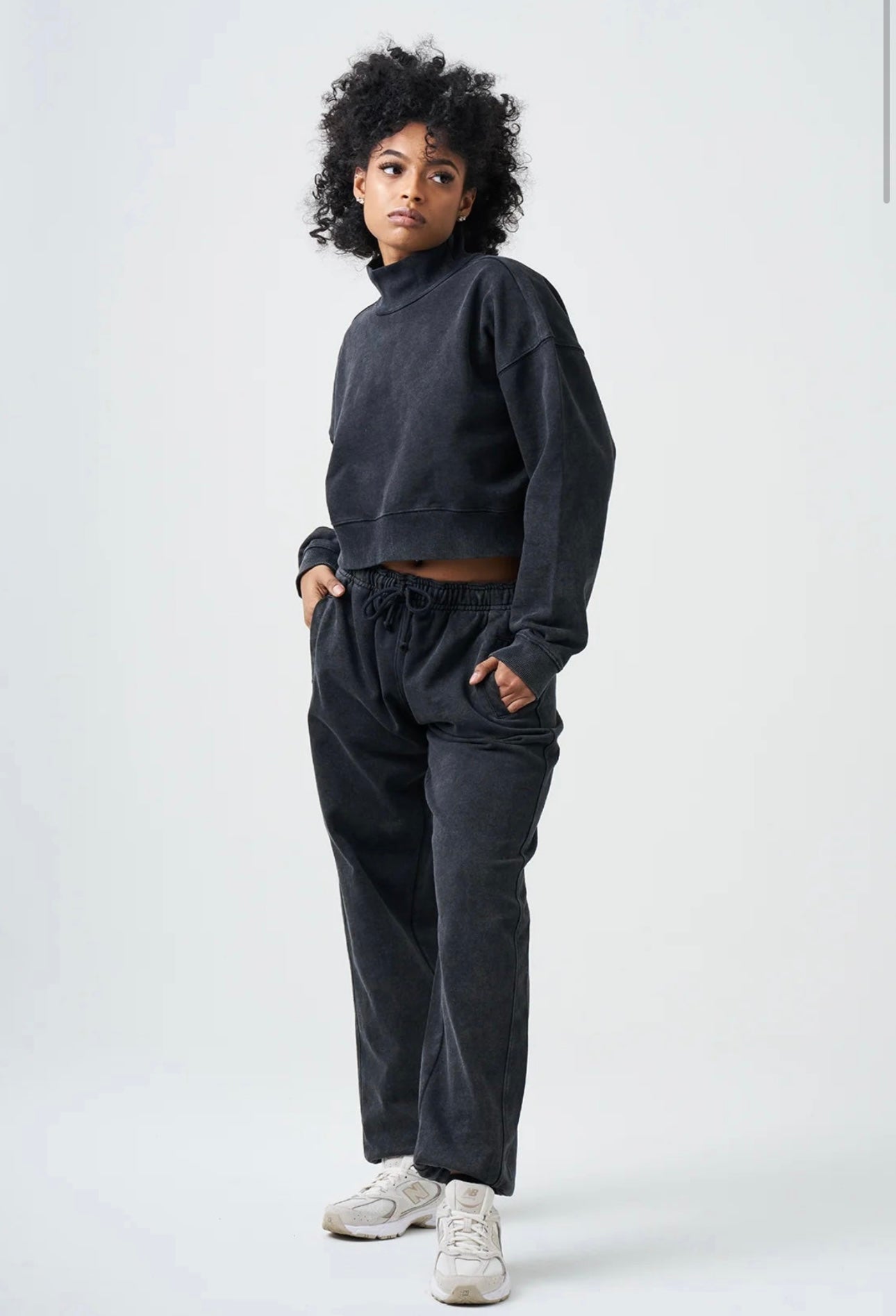 DISTRESSED MOCK NECK SET