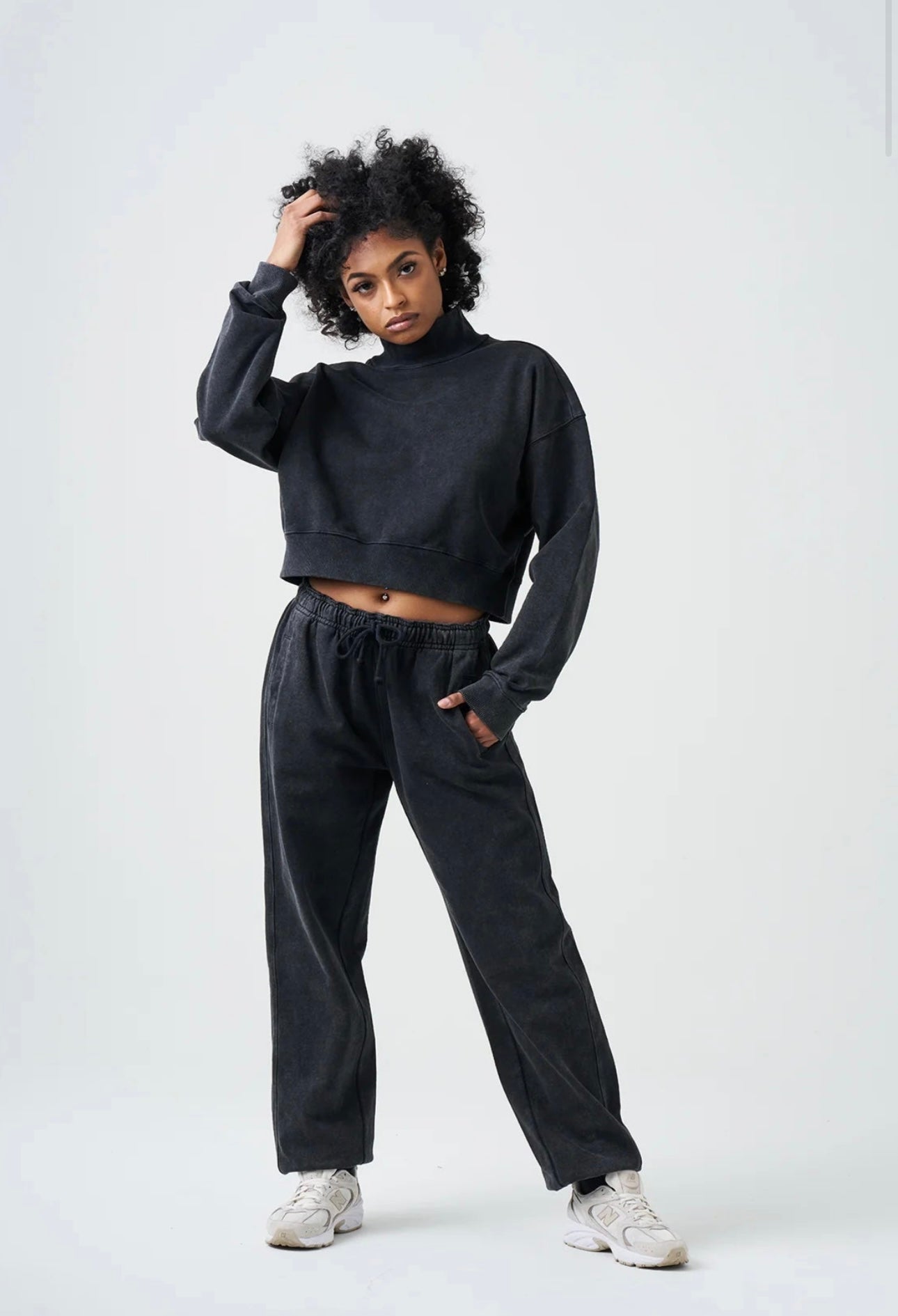 DISTRESSED MOCK NECK SET